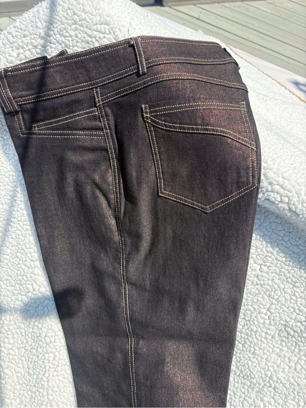 Cache Jeans - Picture 8 of 10